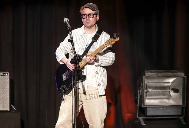 Entertainment Themen der Woche KW41 Alaxis Taylor Konzert @ ICC «The Sun Machine Is Coming Down» Alaxis Taylor, keyboardist guitarist of the band Hot Chip