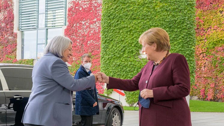 Berlin GER, Berlin, 18.10.21, Mary May Simon bei Bundeskanzlerin Angela Merkel Bildtermin bei der Begruessung der Generalgouverneurin von Kanada - Mary May Simon durch die BKin Dr Angela Merkel, 18.10.2021, Copyright: xEibner-Pressefotox EP_EER