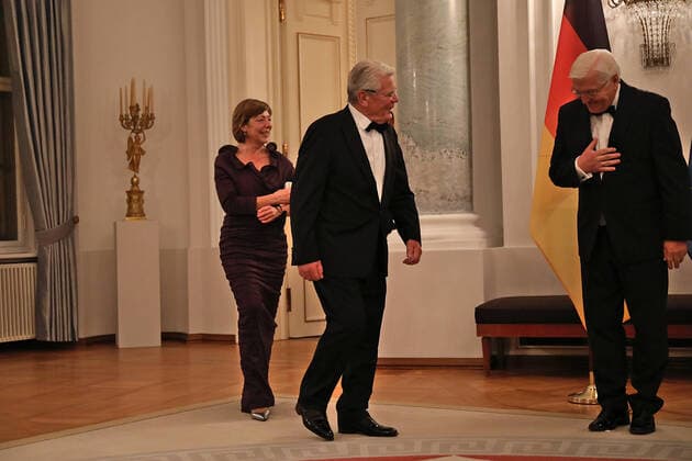News Themen der Woche KW42 News Bilder des Tages Staatsbesuch der Generalgouverneurin von Kanada in Berlin Ehemaliger Bundespräsident Joachim Gauck und Bundespräsident Frank-Walter Steinmeier Berlin Berlin GER