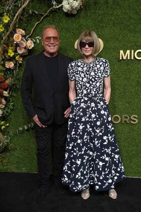 Bilder des Jahres 2021, Entertainment 10 Oktober Entertainment Themen der Woche KW42 October 18, 2021, New York City, New York, USA: MICHAEL KORS and ANNA WINTOUR attend the God s Love We Deliver Golden Heart Awards,.The Glasshouse, NYC.October 18, 2021. New York City USA - ZUMAms4_ 20211018_zaf_ms4_023 Copyright: xSoniaxMoskowitzxGordonx