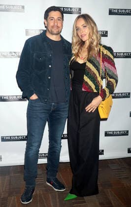 NEW YORK, NY - OCTOBER 19: Jason Biggs and Jenny Mollen at the New York Premiere of The Subject at Cinepolis Luxury Cinema in New York City on October 19, 2021. Copyright: xRWx