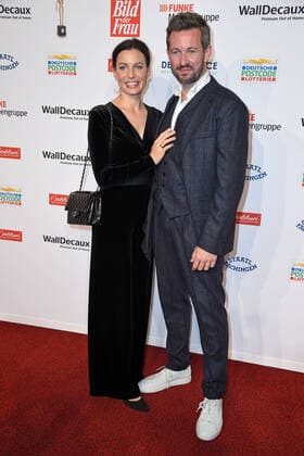 Jan Hartmann mit Ehefrau Julia Hartmann bei der Verleihung der Goldenen Bild der Frau im Stage Theater Neue Flora in Hamburg am 20.10.2021