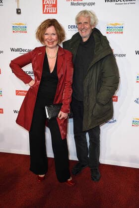 Marion Kracht, Mathieu Carriere bei der Verleihung der Goldenen Bild der Frau im Stage Theater Neue Flora in Hamburg am 20.10.2021