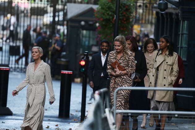 October 20, 2021, London, England, United Kingdom: Annual Health Hero Awards winners are seen arriving in Downing Street to receive their prizes from UK Prime Minister Boris Johnson. London United Kingdom - ZUMAs262 20211020_zip_s262_104 Copyright: xTayfunxSalcix