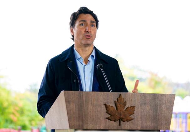 October 21, 2021, Ottawa, on, Canada: Prime Minister Justin Trudeau speaks during a press conference as he visits the Children s Hospital of Eastern Ontario in Ottawa on Thursday, Oct. 21, 2021. Ottawa Canada  - ZUMAc35_ 20211021_zaf_c35_018 Copyright: xSeanxKilpatrickx