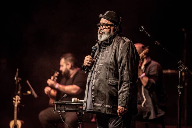 Jorge Aragao Konzert in Sao Paulo SÃO PAULO, SP - 22.10.2021: SHOW JORGE ARAGÃO - Musician Jorge Aragão performs in São Paulo with classics from his entire career. The samba dancer, singer, composer and one of the founders of the Fundo de Quintal Group took the stage at Tom Brasil, this Friday, October 22nd. x2133504x  VanxCampos