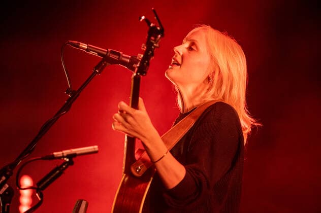 Laura Marling Performing Live At London s Roundhouse Laura Marling performing live at London s Roundhouse 22 October 2021 London United Kingdom  Copyright: xRobinxPopex pope-notitle211022_npYIM