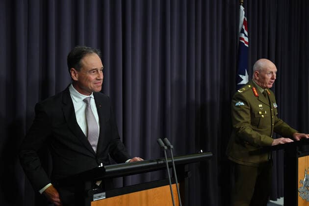 GREG HUNT PRESSER, Minister for Health Greg Hunt and COVID-19 Taskforce Commander, Lieutenant General John Frewen at a press conference at Parliament House in Canberra, Sunday, October 24, 2021. ( NO ARCHIVING, EDITORIAL USE ONLY, NO USE IN BOOKS WITHOUT CONSENT CANBERRA ACT AUSTRALIA  Copyright: xMICKxTSIKASx 20211024001588922033