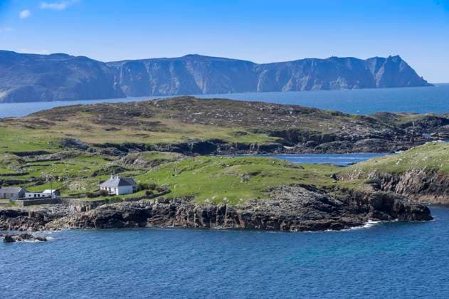 Atlanik-Strasse, Letterkenny, Donegal, Irland, Europa *** Atlantic Road, Letterkenny, Donegal, Ireland, Europe Copyright: imageBROKER G.xLenz ibllgn05212496.jpg