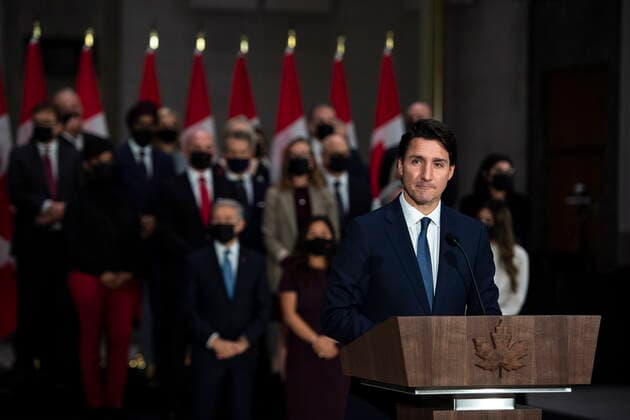 News Bilder des Tages October 26, 2021, Ottawa, ON, CAN: Prime Minister Justin Trudeau speaks at a news conference after the federal cabinet was sworn in, in Ottawa, on Tuesday, Oct. 26, 2021. Ottawa CAN  - ZUMAc35_ 20211026_zaf_c35_214 Copyright: xJustinxTangx