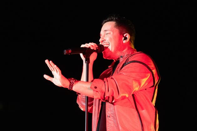 Nico Santos HERBST TOUR 2021, Nico Santos in der Stuttgarter Porsche Arena. Stuttgart Baden-Württemberg Deutschland