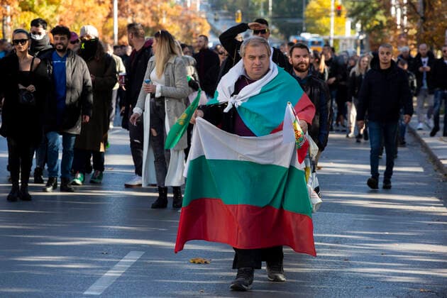 Protest Against COVID-19 Restrictions In Bulgaria. Protests and a blockade of the Eagle Bridge in Sofia, Bulgaria on October 28, 2021. Employers in the restaurant industry protest against COVID-19 restrictions in Bulgaria. Sofia Bulgaria  Copyright: xHristoxVladevx vladev-notitle211028_npwcm