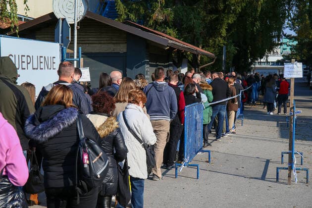 PXL_Vaccinations People are waiting in the line for vaccinations against the coronavirus disease (COVID-19) at Zagreb Fair, in Zagreb, Croatia, on October 28, 2021. MatijaxHabljak PIXSELL