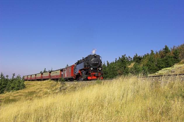 HSB Bahn auf dem Weg zum Brocken,Harzer Schmalspubahn, Standorte: Wernigerode, Quedlinburg, Nordhausen, Gernrode McPENG *** HSB railway on the way to the Brocken,Harzer Schmalspubahn, locations Wernigerode, Quedlinburg, Nordhausen, Gernrode McPENG McPENG