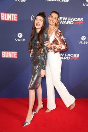 Nachwuchspreis Hamburg Klaudia Giez und Rebecca Kunikowski, New Faces Award von der Zeitschrift Bunte im Ruby Lotti Hotel Hamburg, 28.10.2021