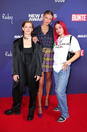 Wilhelmine, Leony und Badmomzjay beim New Faces Award Music 2021 im Ruby Lotti Hotel und Bar. Hamburg, 28.10.2021