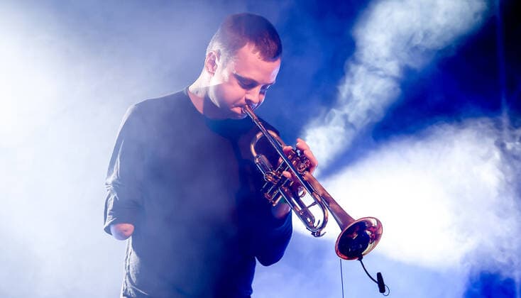 Konzert von Barabas LÅ‘rinc @ Kulturauerei, MWM Most Wanted Music, Trompete mit einer Hand Barabas LÅ‘rinc