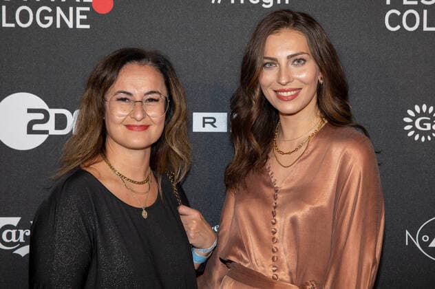 Nika Maria Moro und Masha Sedgwick bei der Verleihung der Film Festival Cologne Awards 2021 auf dem 31. Film Festival Cologne 2021 im E-Werk. Köln, 28.10.2021