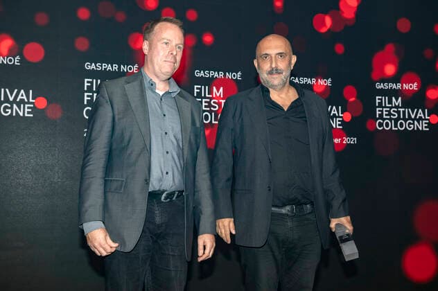 Gaspar Noe mit Laudator bei der Verleihung der Film Festival Cologne Awards 2021 auf dem 31. Film Festival Cologne 2021 im E-Werk. Köln, 28.10.2021