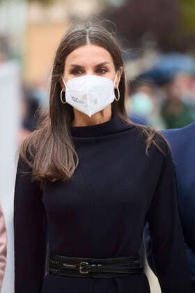 29-10-2021 Madrid Queen Letizia attend the 21st edition of the cinema festival, Opera prima city of Tudela, at the Moncayo cinema in Tudela. No Spain Â  Copyright: xPPEx