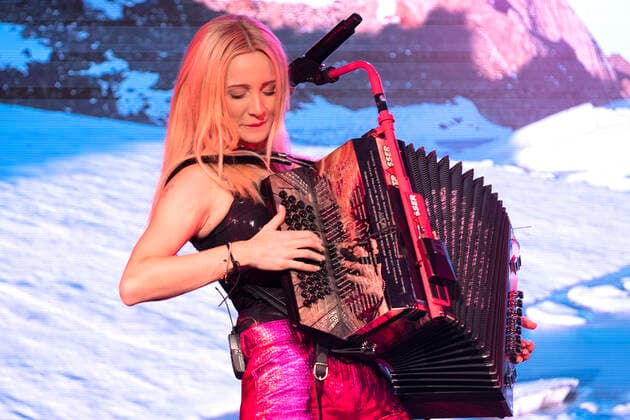 Melissa Naschenweng live im Luxory. Grenchen, 29.10.2021