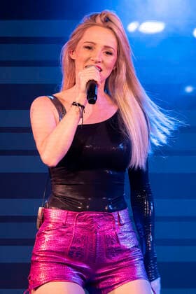 Melissa Naschenweng live im Luxory. Grenchen, 29.10.2021