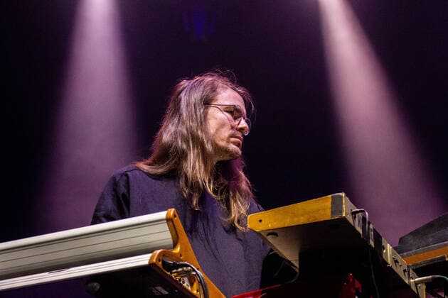 October 30, 2021, London, England, United Kingdom: Alexandra Palace, London, UK, 30th October 2021. The German Indie-rock band Hope performs its supporting gig to the Bauhaus. London United Kingdom - ZUMAm203 20211030_zip_m203_035 Copyright: xSabrinaxMerollax