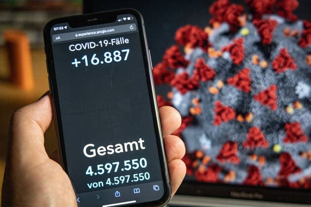Coronavirus in Deutschland - Covid-19-Dashboard des Robert Koch-Institut 31.10.2021: Robert Koch-Institut: 7-Tage-Inzidenz 149,4. 7-Tage-Fallzahl 124.198. COVID-19-Fälle 4.597.550. Zugang um 16.887 gegenüber dem Vortag. COVID-19-Todesfälle 95.729. Zugang um 33 gegenüber dem Vortag.