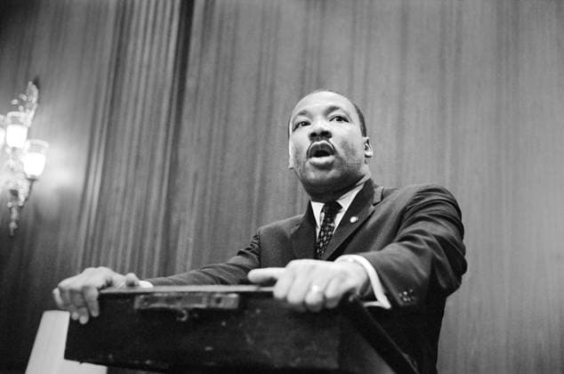 IMAGO History, U.S. Bürgerrechtsbewegung: 1954-1968 Martin Luther King speaking at Press Conference at U.S. Capitol about Senate Debate on Civil Rights Act of 1964, Washington, DC USA, Marion S. Trikosko, U.S. News & World Report Magazine Photograph Collection, March 26, 1964  Copyright: xCircaxImagesx ghi-circa10132