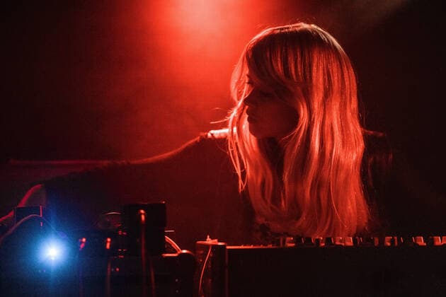 Bada Copenhagen, Denmark. 28th, October 2021. The Swedish noise and psych rock band Bada performs a live concert at Stengade in Copenhagen. Here guest musician Anna Von Hauswolff is seen live on stage. Copenhagen Denmark  Copyright: xGonzalesxPhoto PeterxTroestx