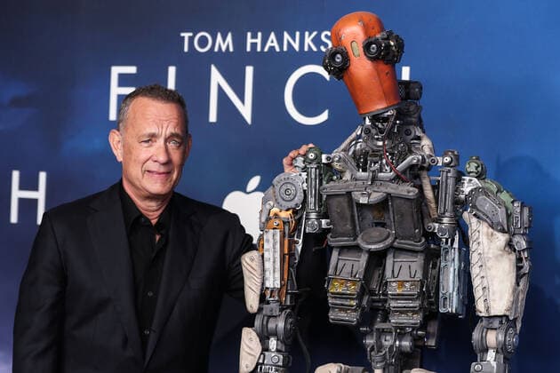 Los Angeles Premiere Of Apple Original Films Finch Actor Tom Hanks arrives at the Los Angeles Premiere Of Apple Original Films Finch held at the Pacific Design Center on November 2, 2021 in West Hollywood, Los Angeles, California, United States. West Hollywood California United States  Copyright: xImagexPressxAgencyx collin-losangel211102_npzh1