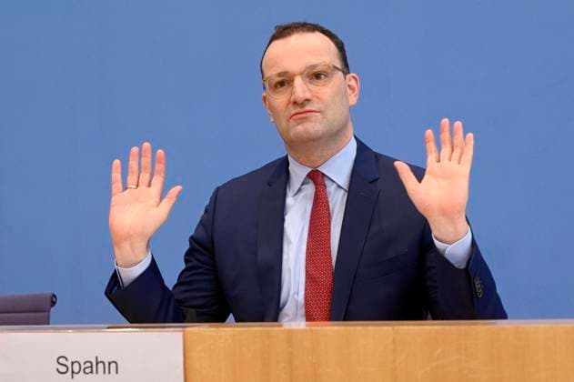 Jens Spahn bei der Pressekonferenz zu Auffrischimpfungen gegen Corona im Haus der Bundespressekonferenz. Berlin, 03.11.2021 *** Jens Spahn at the press conference on booster vaccinations against Corona in the House of the Federal Press Conference Berlin, 03 11 2021 Foto:xF.xKernx xFuturexImage