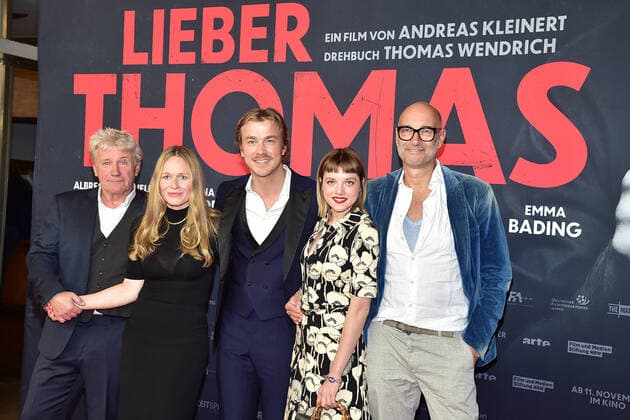 Premiere LIEBER THOMAS örg Schüttauf, Anja Schneider, Albrecht Schuch, Jella Haase und Regisseur Andreas Kleinert Ankunft roter Teppich FilmPremiere Lieber THomas in Berlin am 03.11.2021
