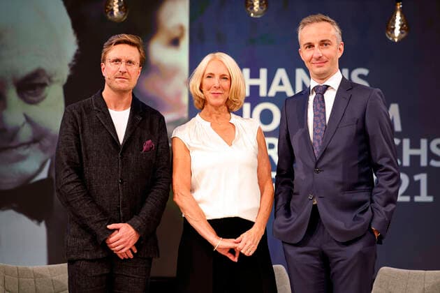Entertainment Themen der Woche KW44 Entertainment Bilder des Tages Carl Gierstorfer, Katrin Eigendorf und Jan Böhmermann bei der Verleihung des Hanns-Joachim-Friedrichs-Preises 2021 im WDR Funkhaus. Köln, 04.11.2021