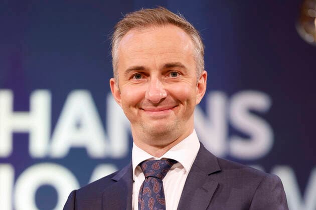 Jan Böhmermann bei der Verleihung des Hanns-Joachim-Friedrichs-Preises 2021 im WDR Funkhaus. Köln, 04.11.2021