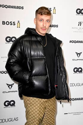 Felix Lobrecht bei der 23. Verleihung der GQ Men of the Year Awards 2021 im Gendarmerie Hauptstadtrestaurant. Berlin, 04.11.2021