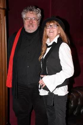 Michael Schanze mit Lebensgefährtin Uschi Köhl bei der VIP-Premiere der neuen Show in Schuhbecks teatro. München, 04.11.2021 *** Michael Schanze with his partner Uschi Köhl at the VIP premiere of the new show in Schuhbecks teatro Munich, 04 11 2021 Foto:xS.xAdamx xFuturexImage