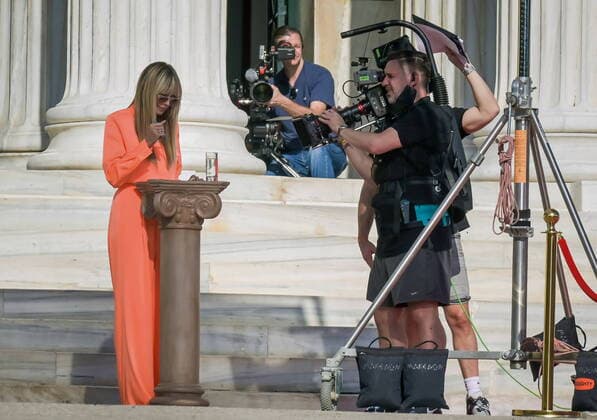 November 5, 2021, Athens, Greece: Heidi Klum at the entrance of Zappeion Hall for the shooting of the German NEXT TOP MODEL. Athens Greece - ZUMAe114 20211105_zaa_e114_008 Copyright: xEurokinissix