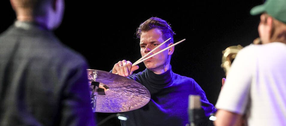 Konzert von Christian Lillinger @silent green, Betonhalle , Jazzfest Berlin Koma Saxo, Christian Lillinger