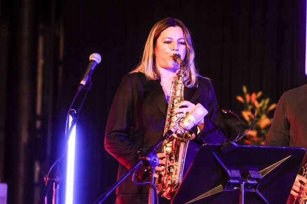 Konzert von Maria Faust @ Kaiser-Wilhelm-Gedächtnis-Kirche , Jazzfest Berlin Maria Faust™s Sacrum Facere, Maria Faust Altsaxofon Emanuele Maniscalco Orgel Ned Ferm Saxofon Francesco Bigoni Klarinette Tobias Wiklund Trompete Mads Hyhne Posaune Jonatan Ahlborn Tuba