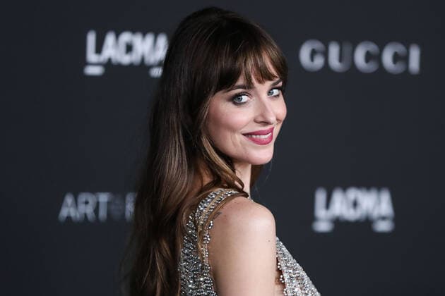 10th Annual LACMA Art + Film Gala 2021 Actress Dakota Johnson wearing a Gucci outfit arrives at the 10th Annual LACMA Art + Film Gala 2021 held at the Los Angeles County Museum of Art on November 6, 2021 in Los Angeles, California, United States. Los Angeles California United States  Copyright: xImagexPressxAgencyx collin-10thannu211106_npM4J