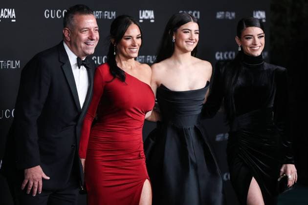 10th Annual LACMA Art + Film Gala 2021 Marc D Amelio, Heidi D Amelio, Charli D Amelio and Dixie D Amelio arrive at the 10th Annual LACMA Art + Film Gala 2021 held at the Los Angeles County Museum of Art on November 6, 2021 in Los Angeles, California, United States. Los Angeles California United States  Copyright: xImagexPressxAgencyx collin-10thannu211106_np4K7