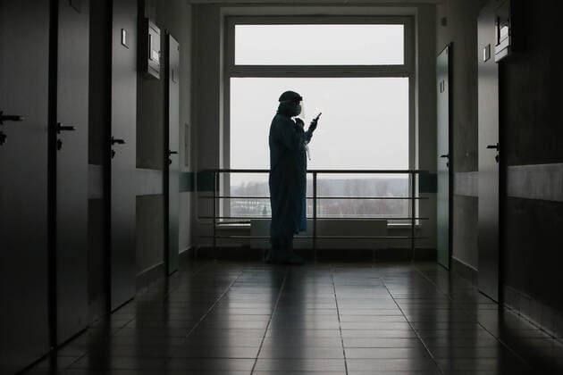 BALASHIKHA, MOSCOW REGION, RUSSIA - NOVEMBER 3, 2021: A medical worker is at work at a COVID-19 facility at Balashikha s maternity hospital. Sergei Karpukhin TASS  TS117283