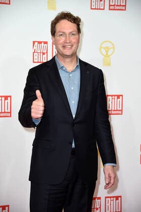 Ola Källenius (Vorstandsvorsitzender Daimler AG) bei der 45. Verleihung Das Goldene Lenkrad bei Axel Springer SE in Berlin am 09.11.2021