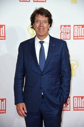 Klaus Rosenfeld (Vorstandsvorsitzender Schaeffler AG) bei der 45. Verleihung Das Goldene Lenkrad bei Axel Springer SE in Berlin am 09.11.2021