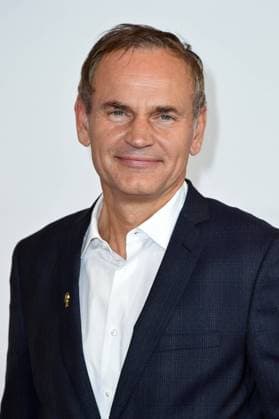 Oliver Blume (Vorstandsvorsitzender Dr. Ing. h.c. F. Porsche AG) bei der 45. Verleihung Das Goldene Lenkrad bei Axel Springer SE in Berlin am 09.11.2021