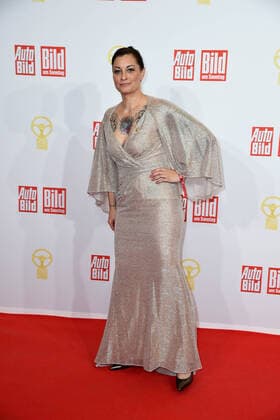 Lina van de Mars bei der 45. Verleihung Das Goldene Lenkrad bei Axel Springer SE in Berlin am 09.11.2021