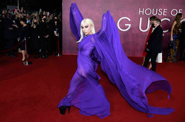 Lady Gaga bei der Premiere des Kinofilms House of Gucci im Odeon Leicester Square. London, 09.11.2021 *** Lady Gaga at the premiere of the feature film House of Gucci at the Odeon Leicester Square London, 09 11 2021 Foto:xS.xVasx xFuturexImage