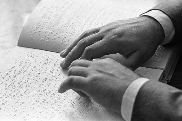 BRAILLE SYSTEM BOOKS READING BLIND 62536 31.07.1983 The Braille system of reading. V. Kalinin Sputnik Russia  Copyright: xV.xKalininx