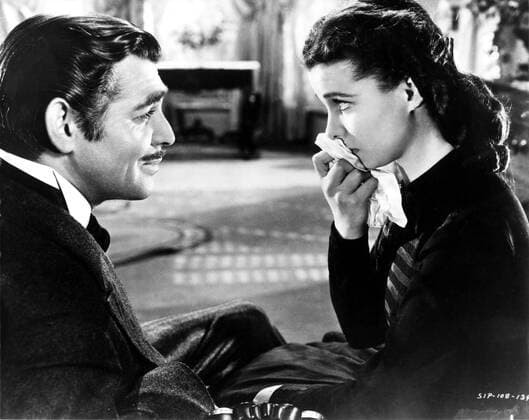 OSCARS. Beste Hauptdarstellerin. Preisträgerinnen 1931-1940 GONE WITH THE WIND US 1939 GONE WITH THE WIND US 1939 CLARK GABLE, VIVIEN LEIGH Date: 1939. Strictly editorial use only in conjunction with the promotion of the film. Credit line mandatory. This image is copyright of the film company and is supplied under the terms of issue as film still. No commercial or book cover use permitted without prior consent from the film company.  Mandatory credit line: Courtesy MGM SELZNICK INTRNATIONAL PICTURES Ronald Grant Mary Evans